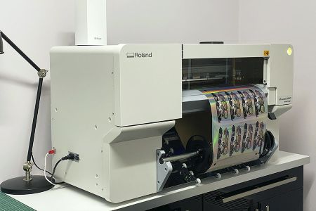 Custom labels and stickers - Roland BN2-20 printer